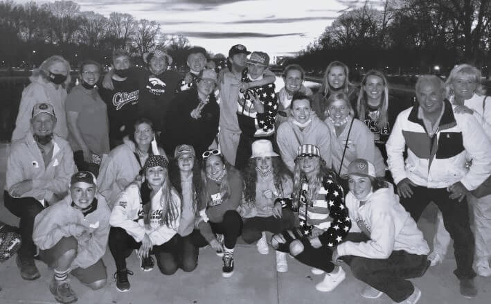 Eighth Grade School Trip To Washington DC Group Photo.jpg